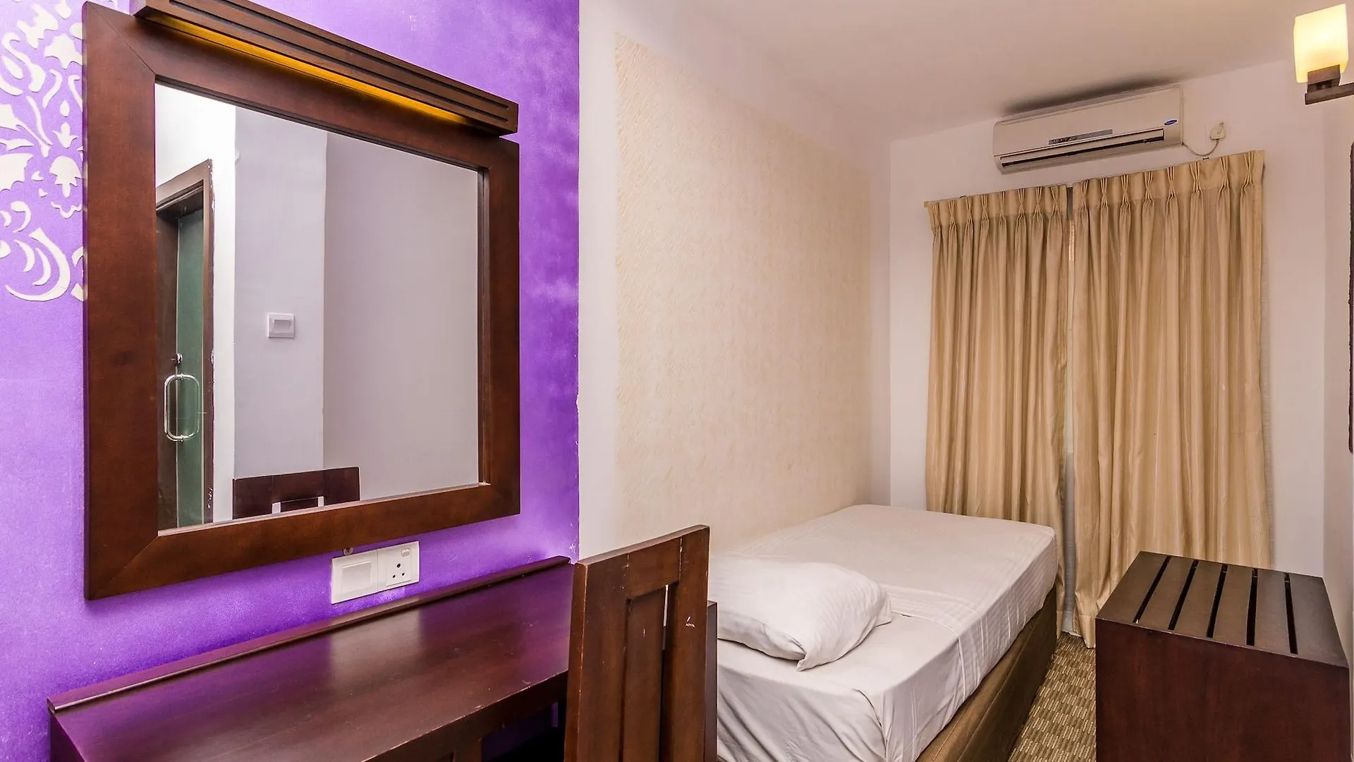 *** Hotel Ceylon City Hotel,Colombo Sri Lanka