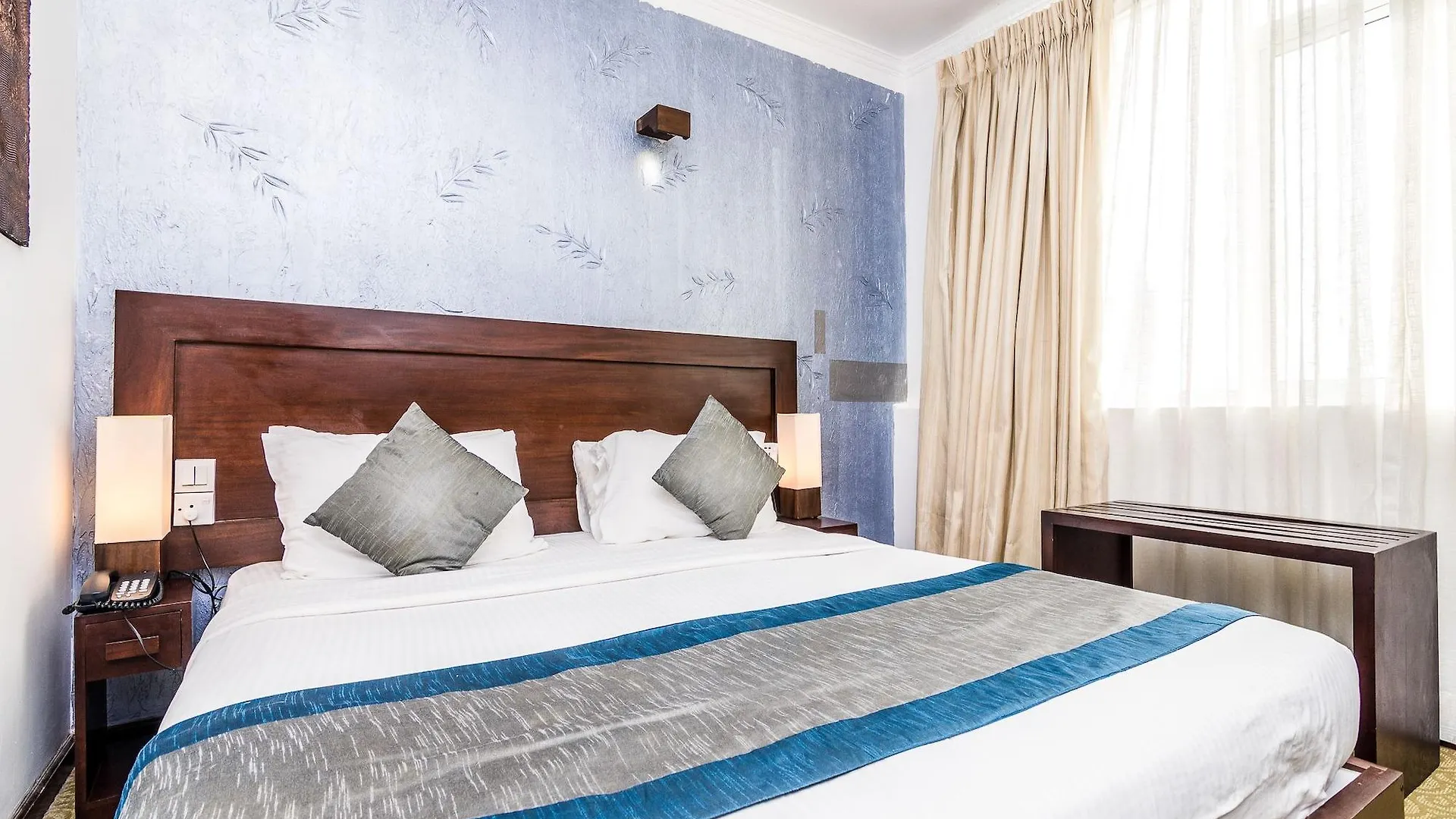 Hotel Ceylon City Hotel,Colombo