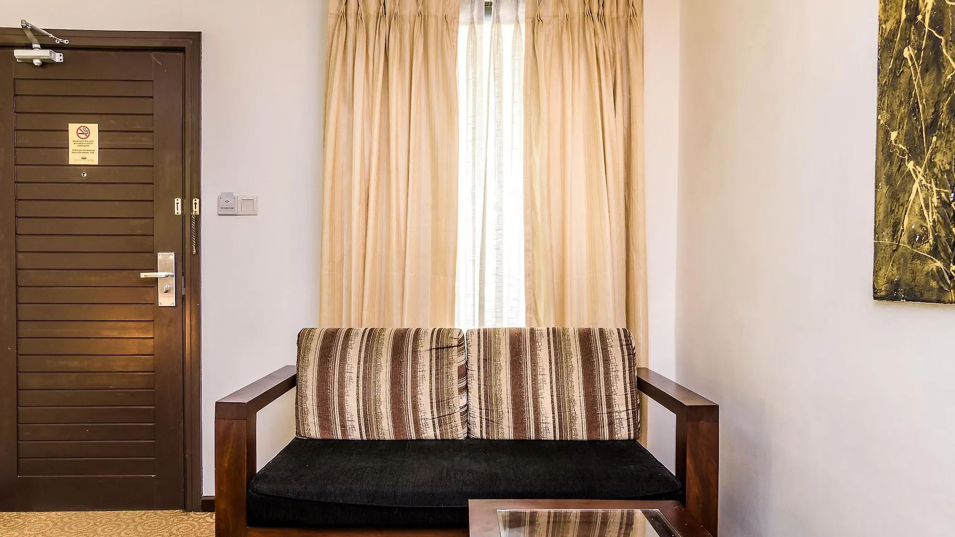 *** Hotel Ceylon City Hotel,Colombo Sri Lanka