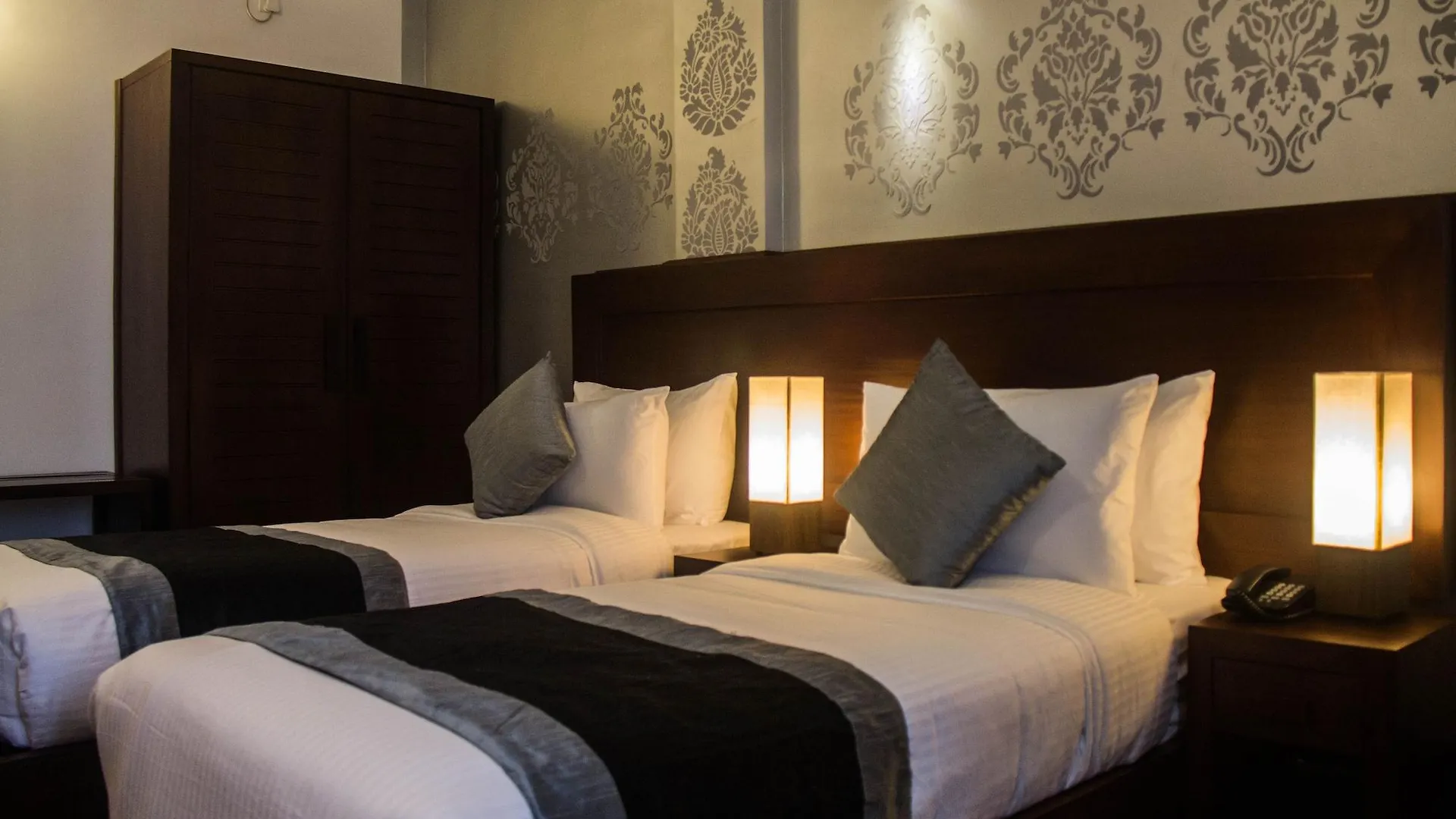 Hotel Ceylon City Hotel,Colombo