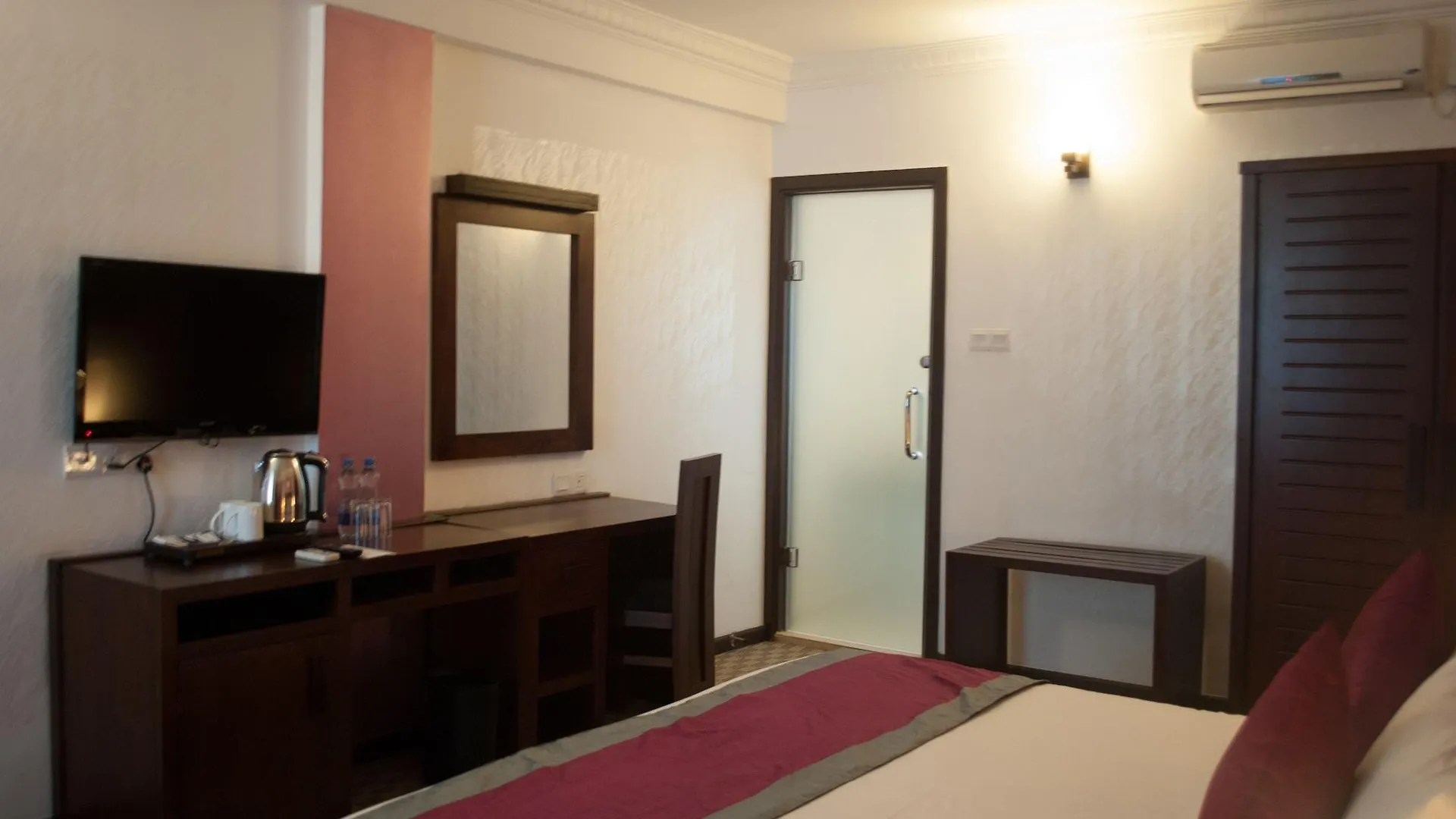 Hotel Ceylon City Hotel,Colombo