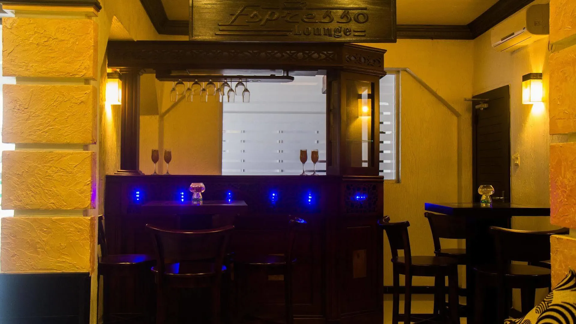 Hotel Ceylon City Hotel,Colombo